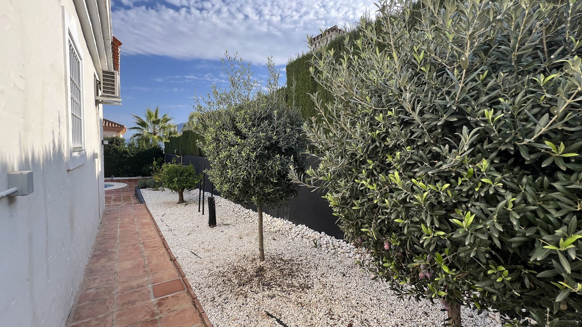 Vrijstaande Villa te koop in Coín | 3 slaapkamers H5117812