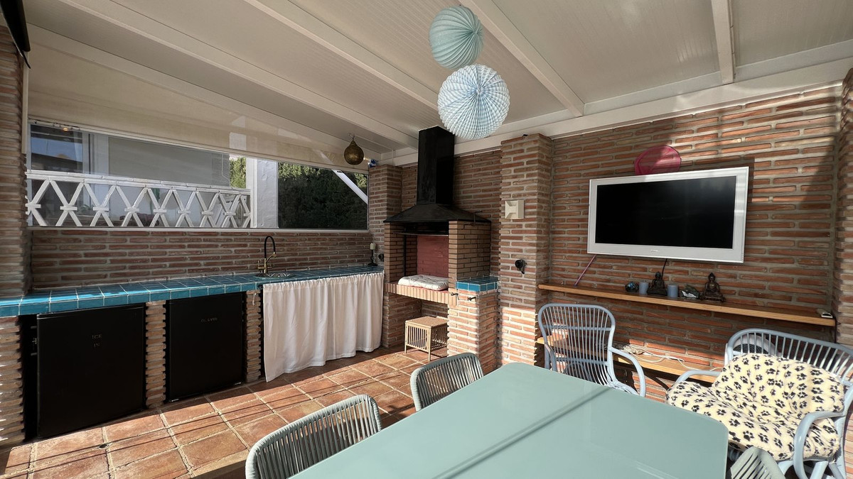 Vrijstaande Villa te koop in Coín | 3 slaapkamers H5117812