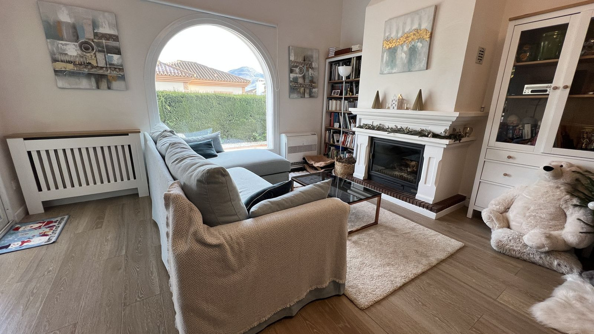 Vrijstaande Villa te koop in Coín | 3 slaapkamers H5117812