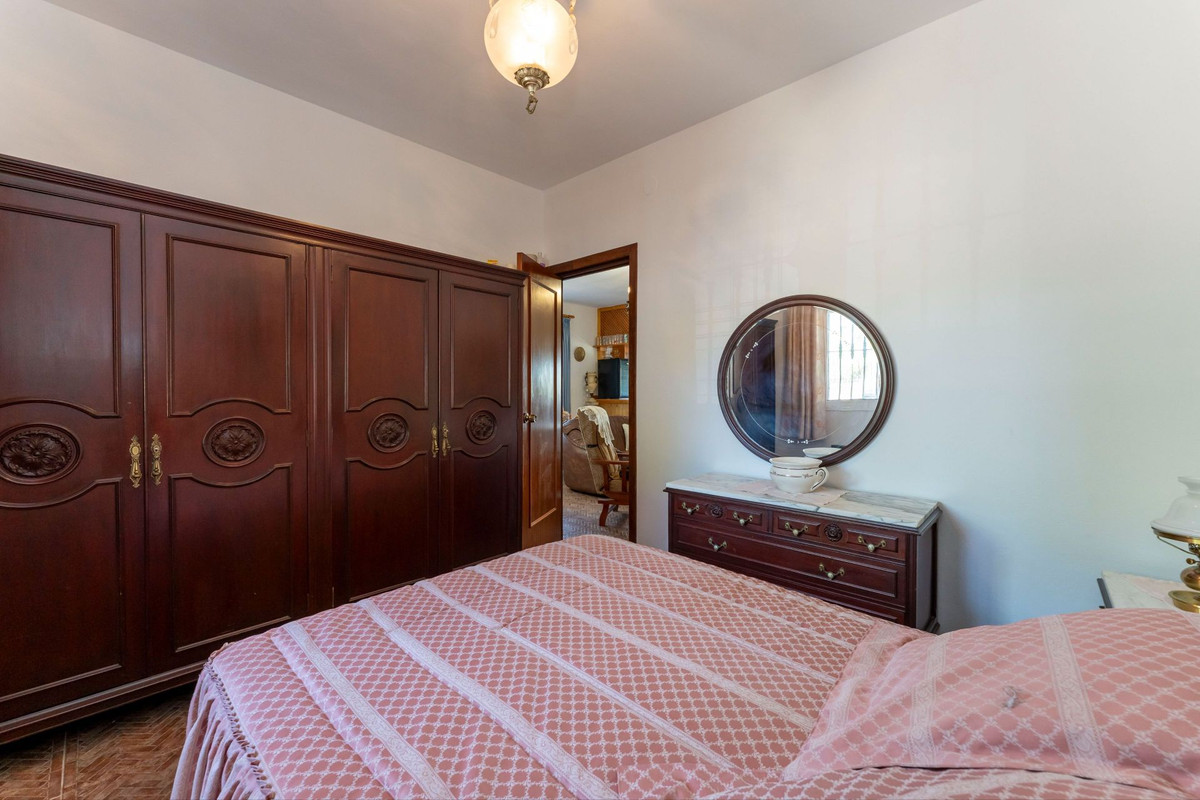 Vrijstaande Villa te koop in Coín | 4 slaapkamers H5131069