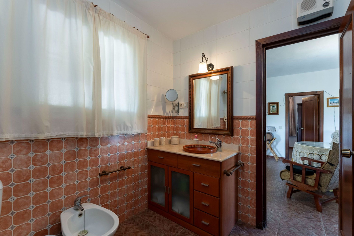 Vrijstaande Villa te koop in Coín | 4 slaapkamers H5131069