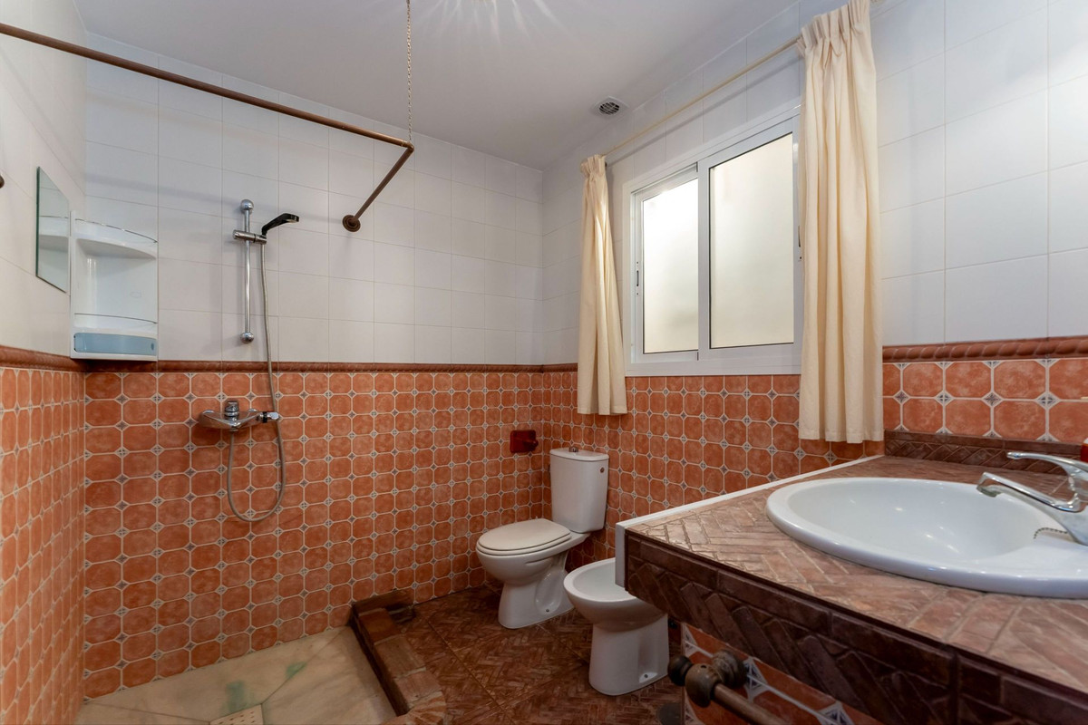 Vrijstaande Villa te koop in Coín | 4 slaapkamers H5131069