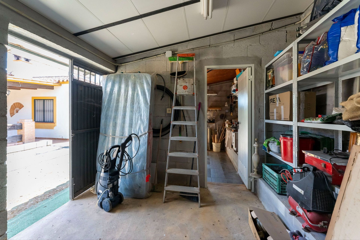 Vrijstaande Villa te koop in Coín | 4 slaapkamers H5131069
