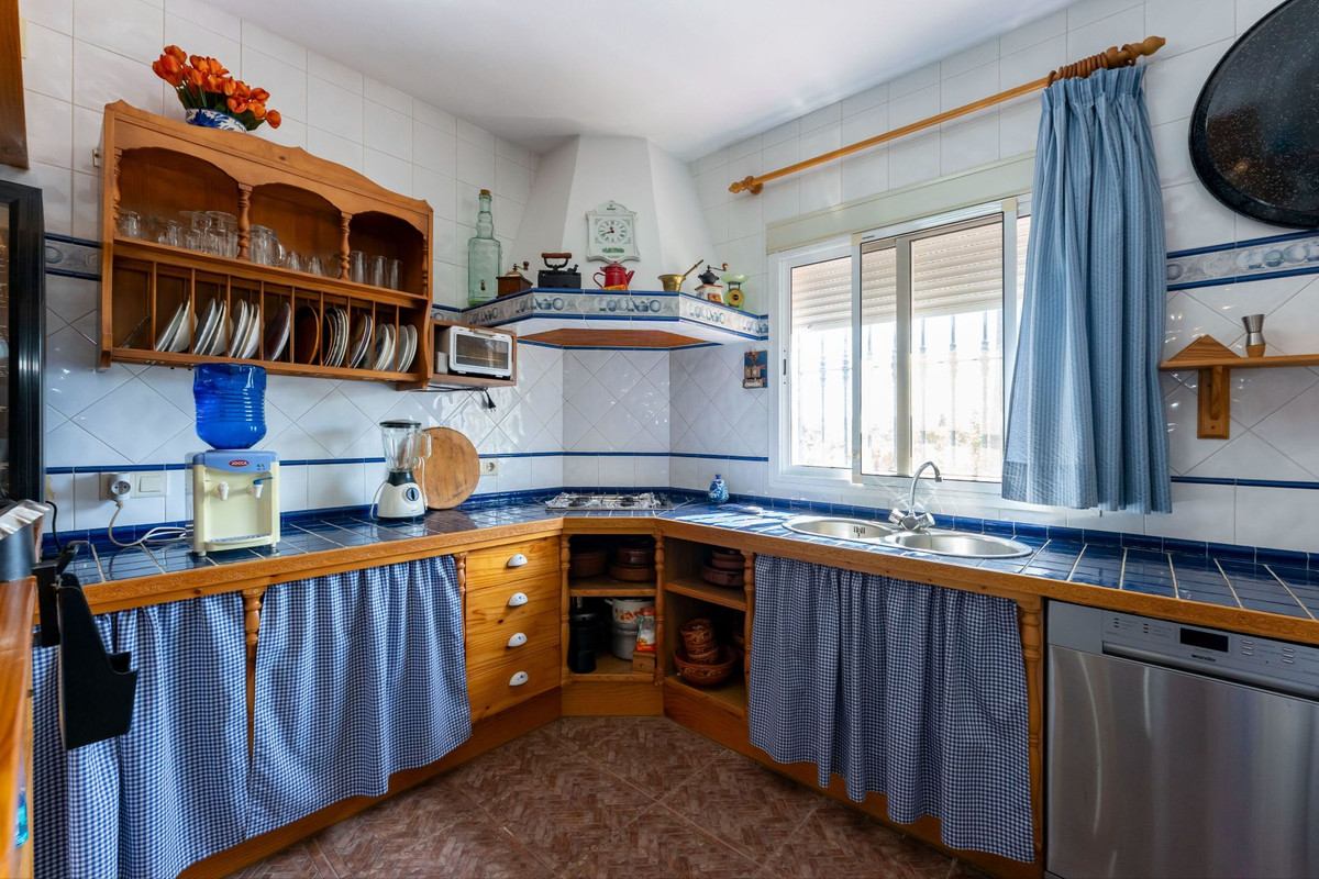Vrijstaande Villa te koop in Coín | 4 slaapkamers H5131069