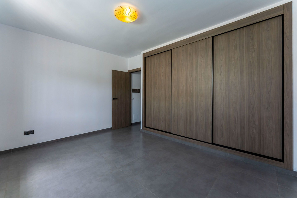 Vrijstaande Villa te koop in Coín | 4 slaapkamers H5134831