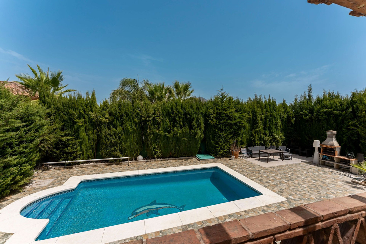 Vrijstaande Villa te koop in Coín | 4 slaapkamers H5134831
