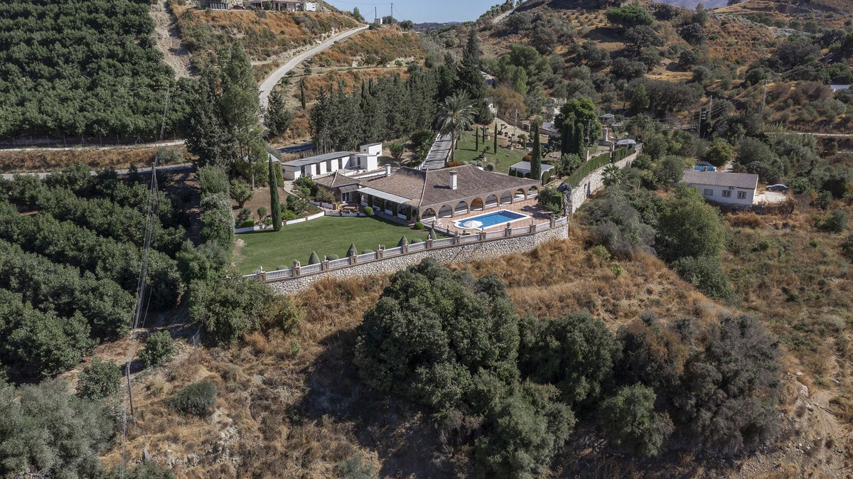 Property main view 54