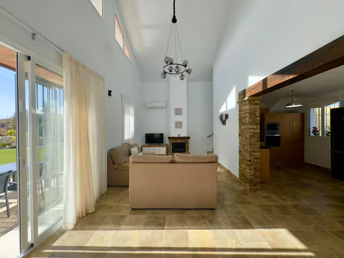 Finca - Cortijo te koop in Coín | 4 slaapkamers H5306608