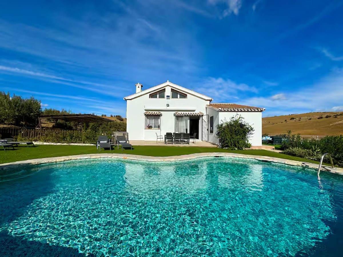 Finca - Cortijo te koop in Coín | 4 slaapkamers H5306608