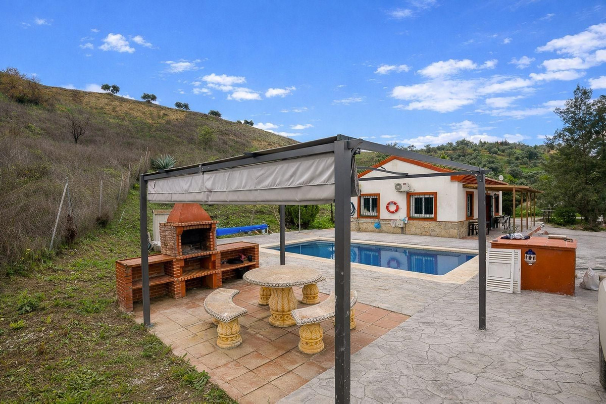 Finca - Cortijo te koop in Coín | 2 slaapkamers H5309848