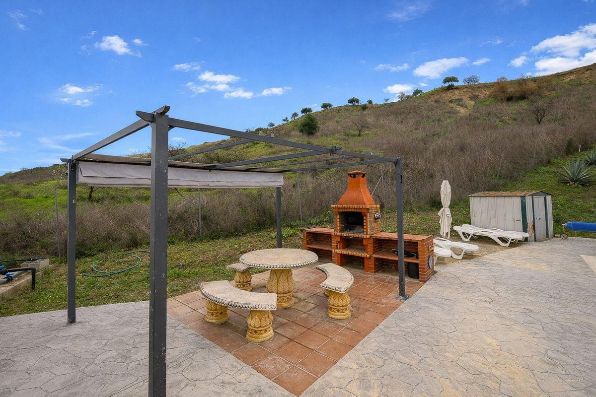 Finca - Cortijo te koop in Coín | 2 slaapkamers H5309848