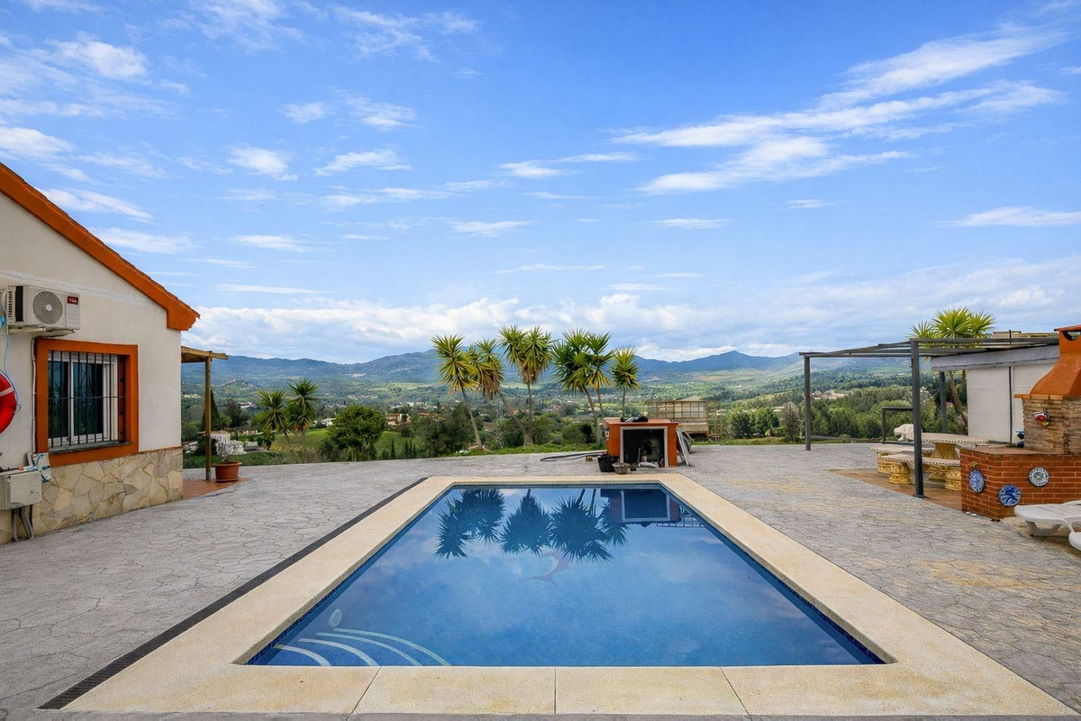 Finca - Cortijo te koop in Coín | 2 slaapkamers H5309848