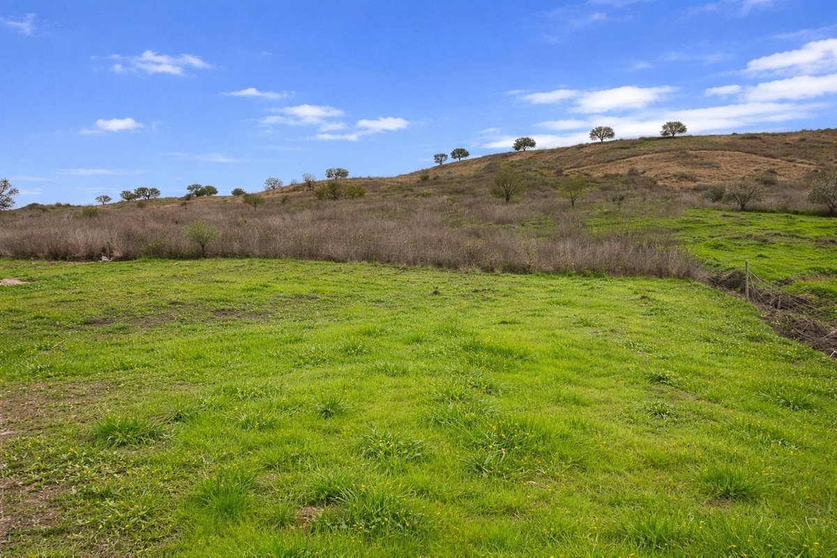 Finca - Cortijo te koop in Coín | 2 slaapkamers H5309848