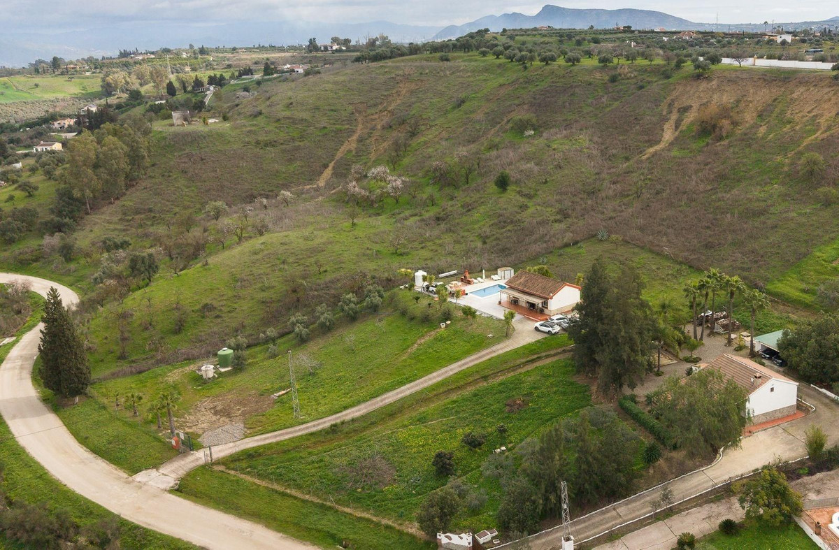 Finca - Cortijo te koop in Coín | 2 slaapkamers H5309848