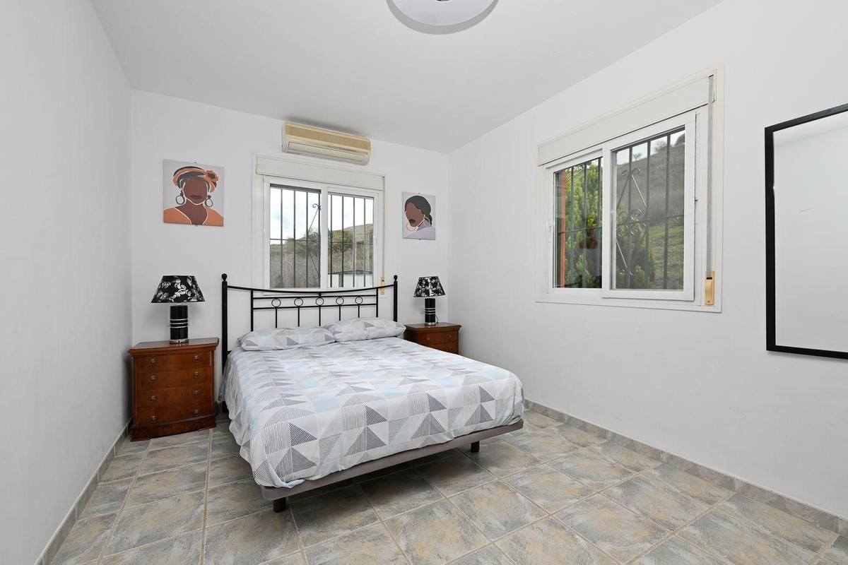 Finca - Cortijo te koop in Coín | 2 slaapkamers H5309848
