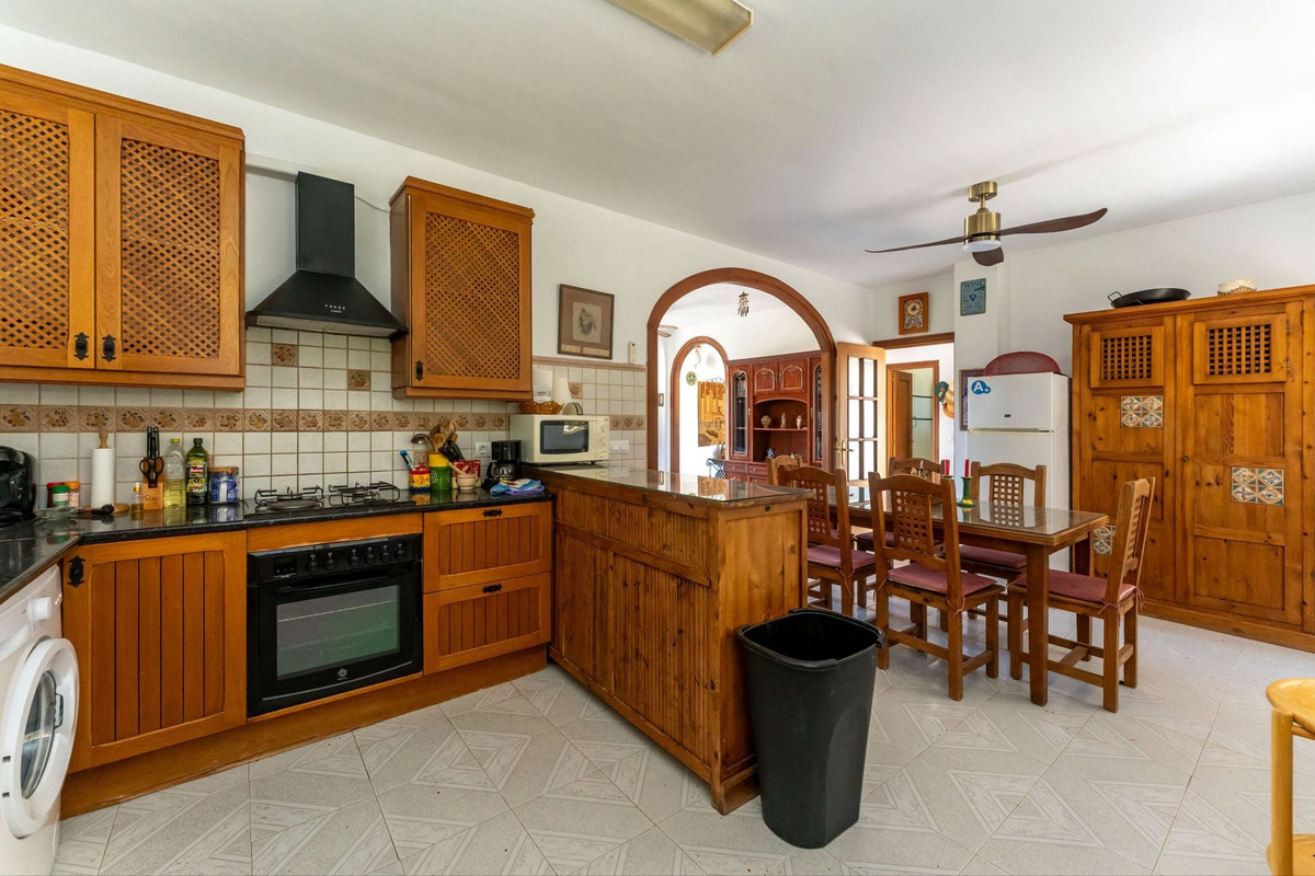 Appartement te koop in Coín | 4 slaapkamers H5393494