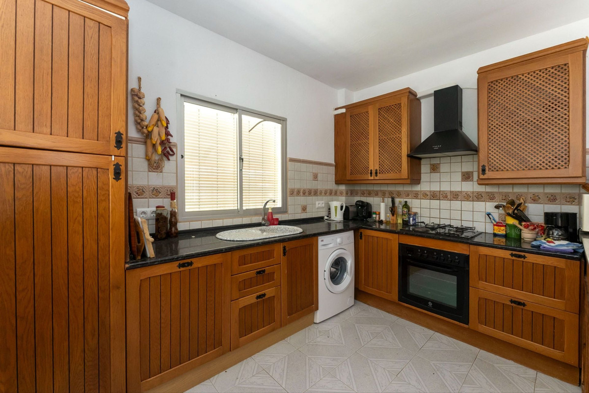 Appartement te koop in Coín | 4 slaapkamers H5393494
