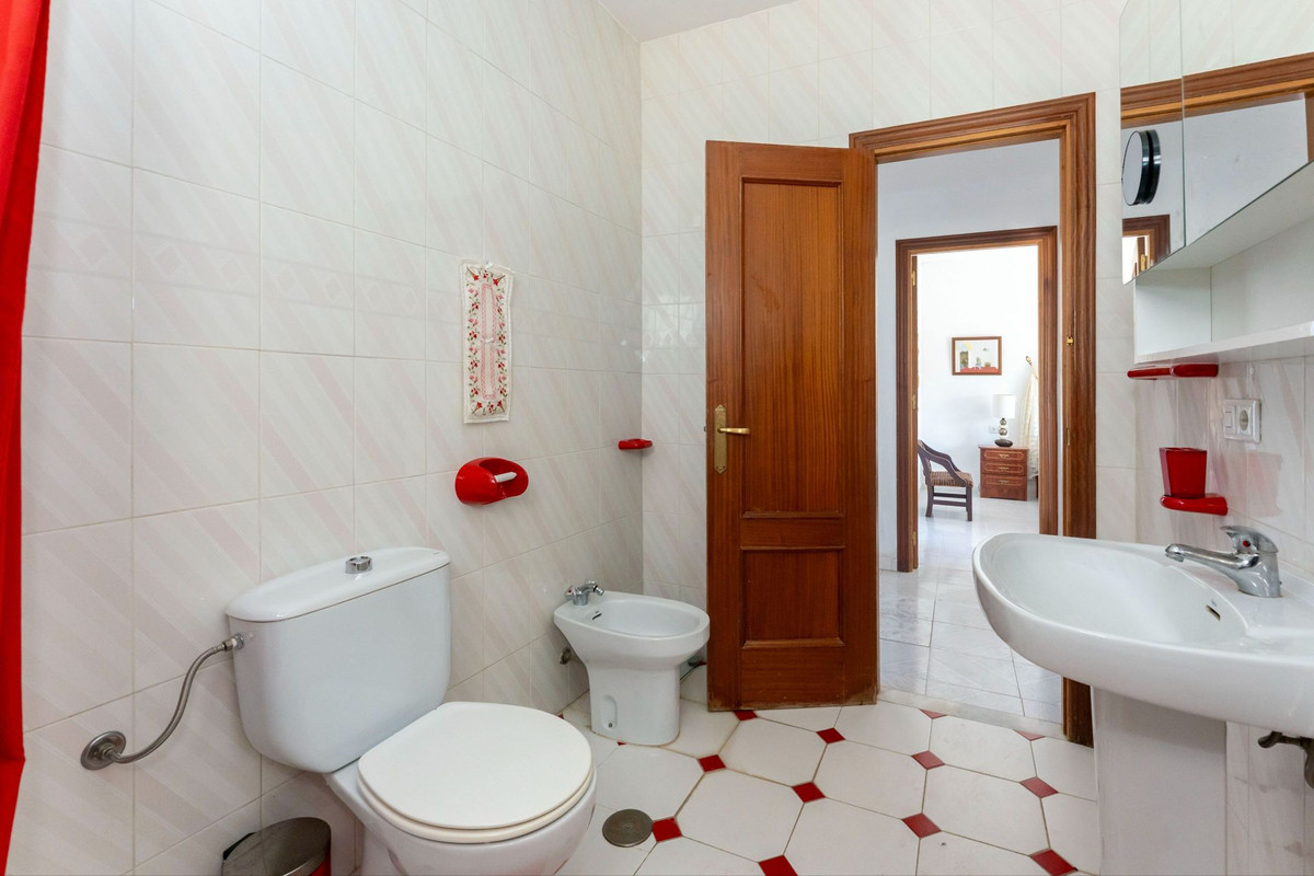Appartement te koop in Coín | 4 slaapkamers H5393494