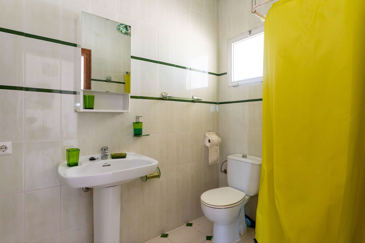 Appartement te koop in Coín | 4 slaapkamers H5393494