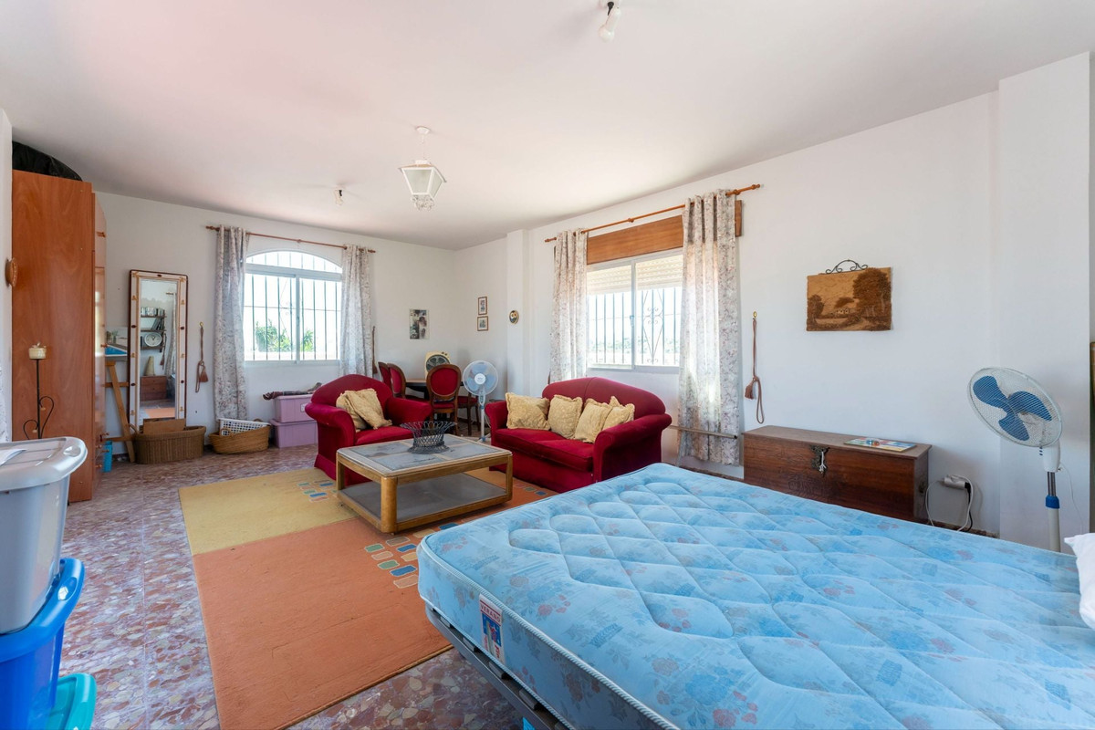 Appartement te koop in Coín | 4 slaapkamers H5393494