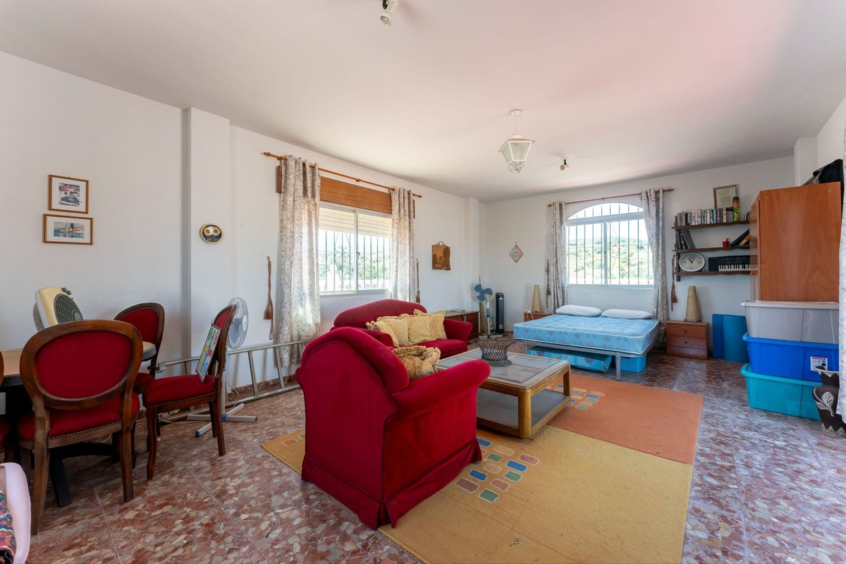 Appartement te koop in Coín | 4 slaapkamers H5393494