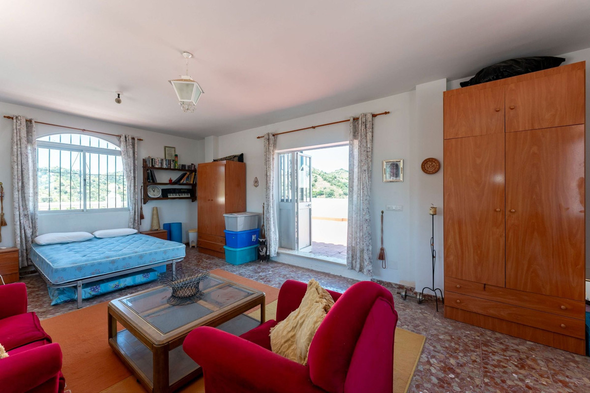 Appartement te koop in Coín | 4 slaapkamers H5393494