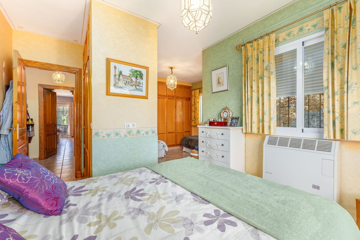 Appartement te koop in Coín | 4 slaapkamers H5394082