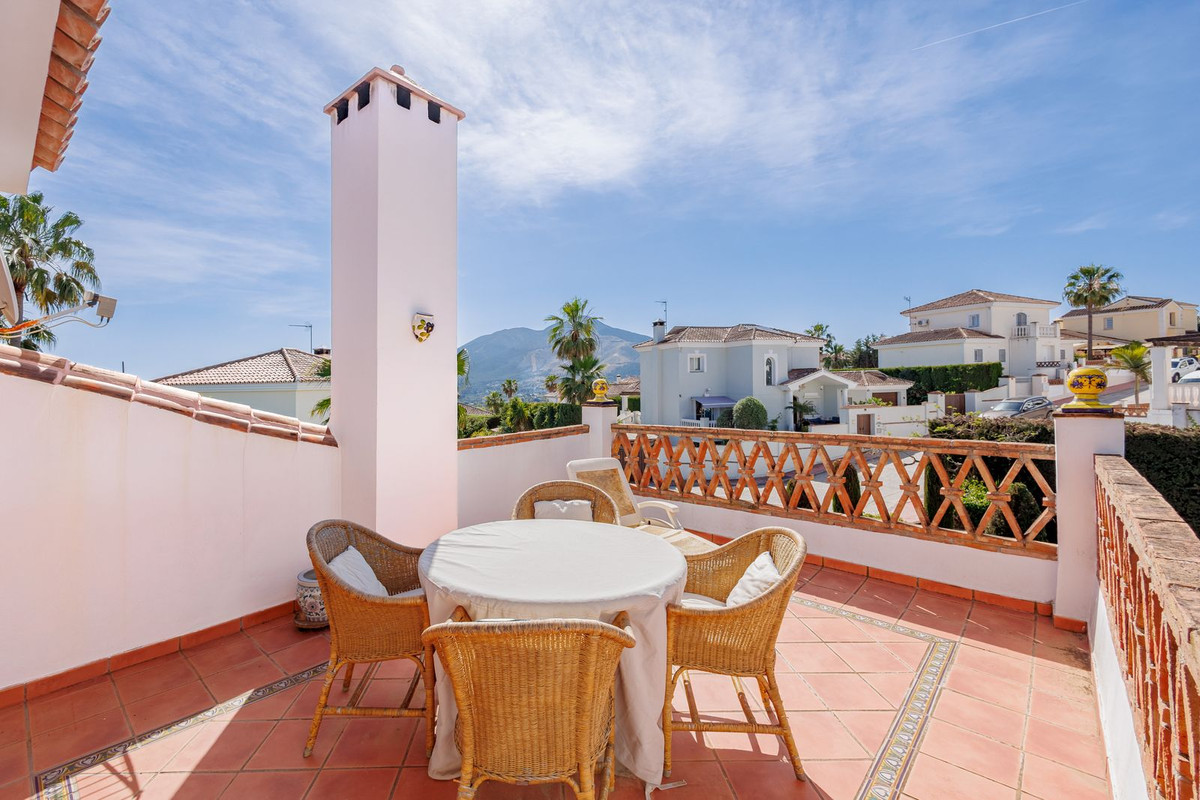 Appartement te koop in Coín | 4 slaapkamers H5394082