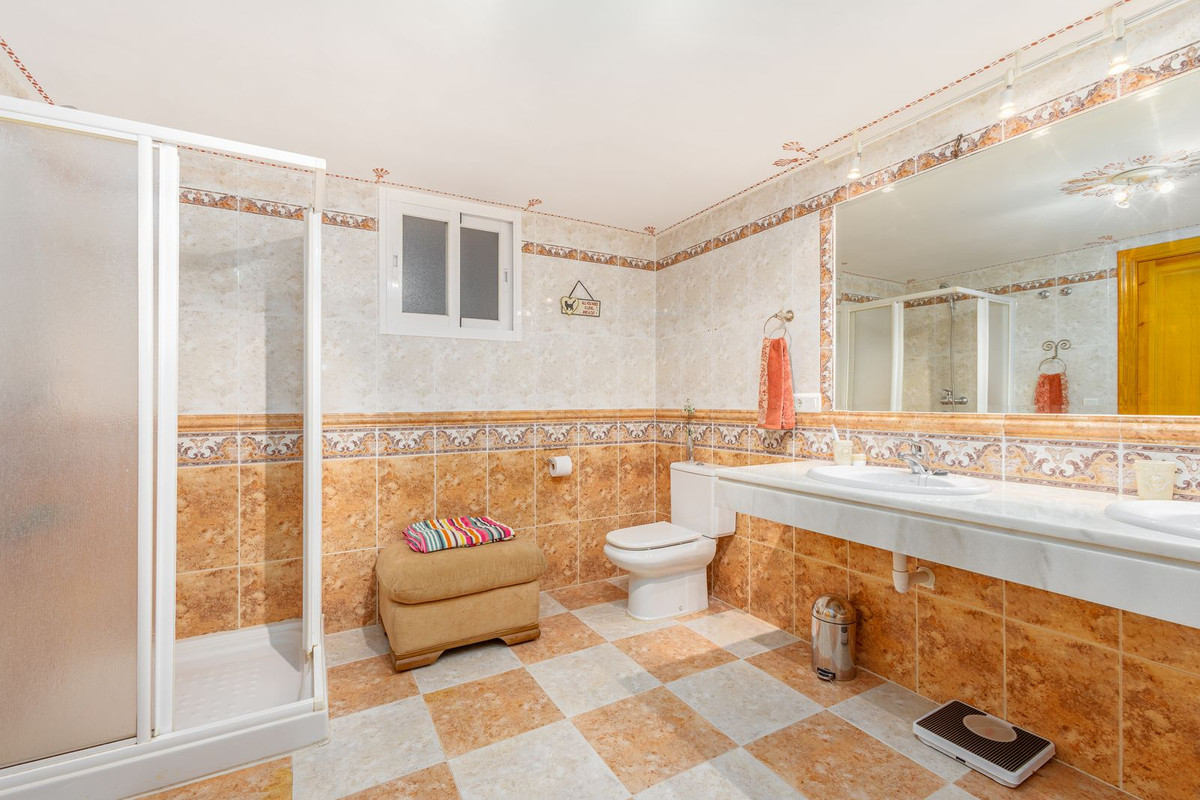 Appartement te koop in Coín | 4 slaapkamers H5394082