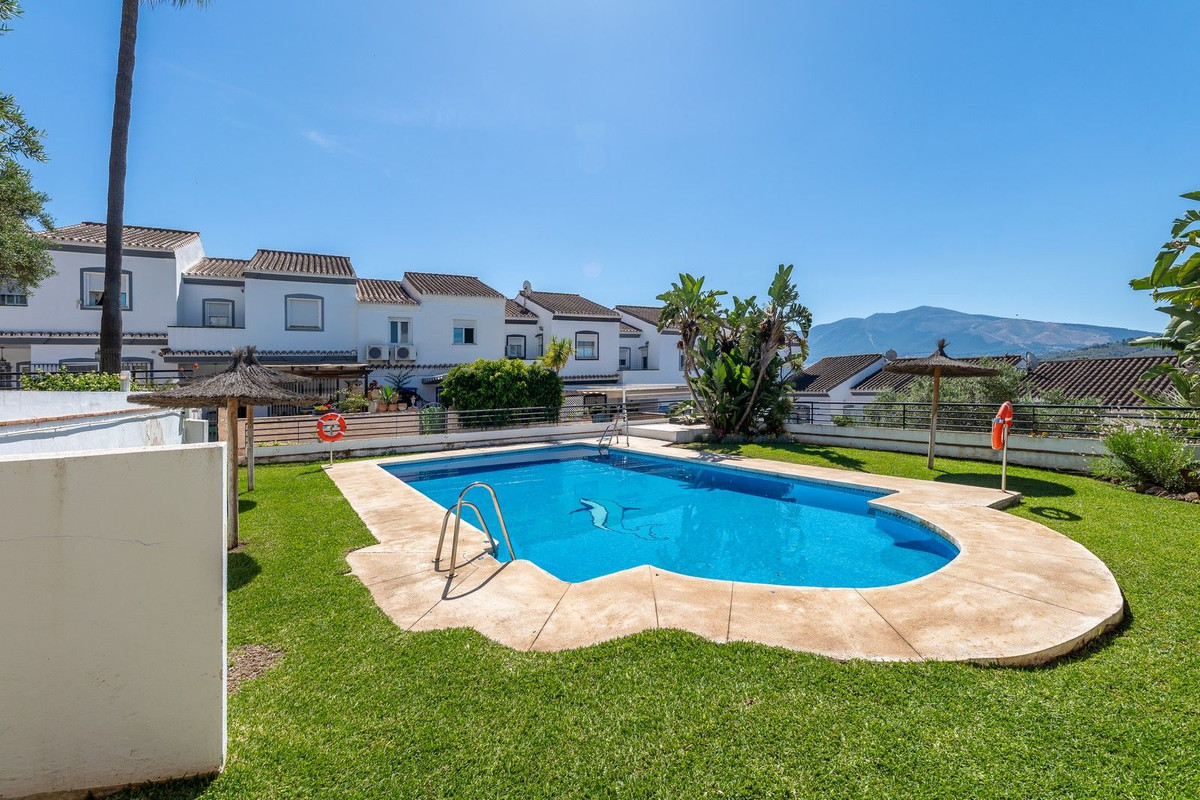 Penthouse te koop in Coín | 3 slaapkamers H5398663