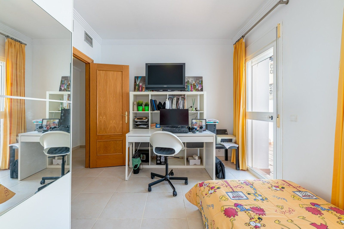 Penthouse te koop in Coín | 3 slaapkamers H5398663