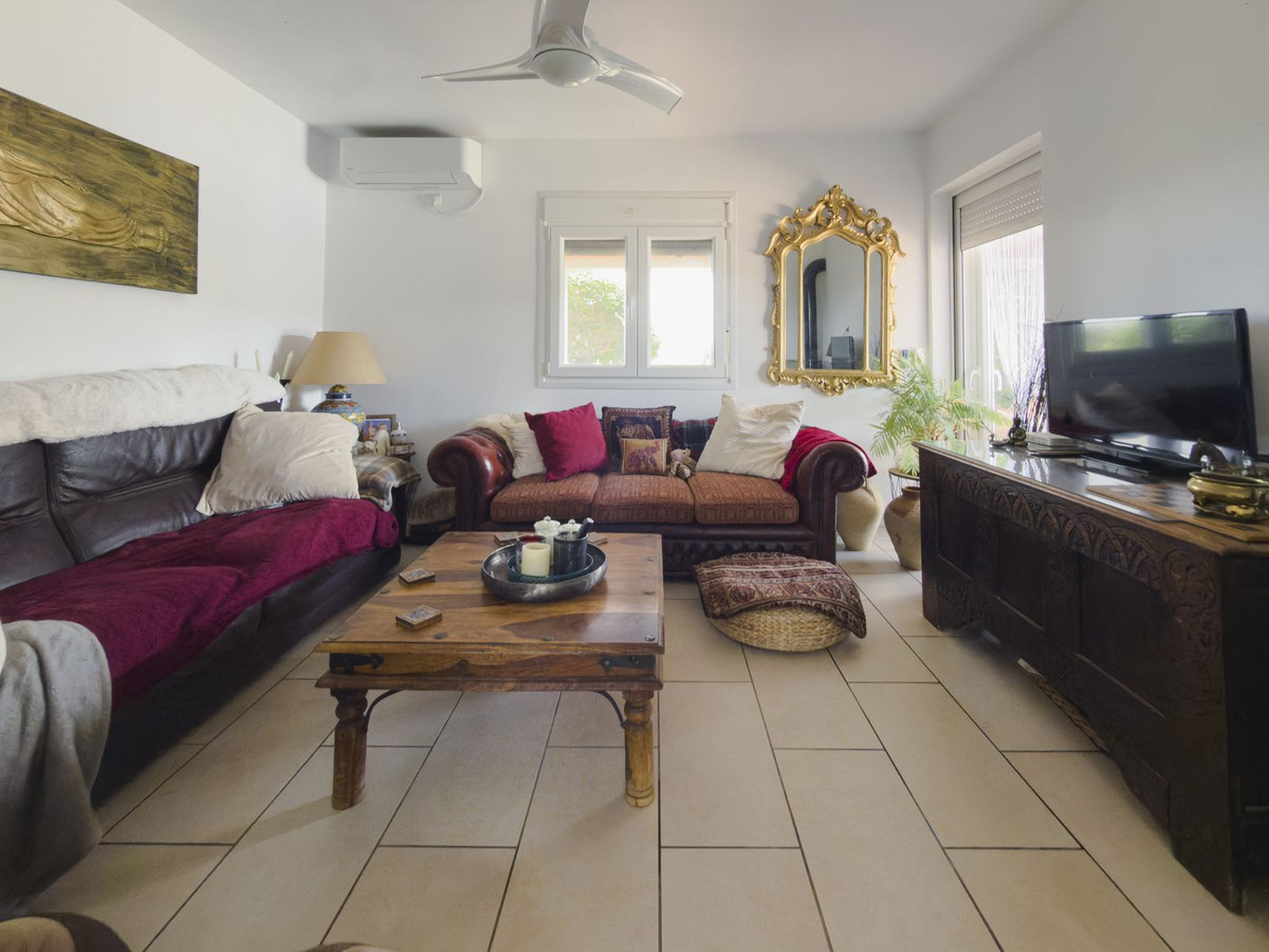 Appartement te koop in Coín | 4 slaapkamers H5430550