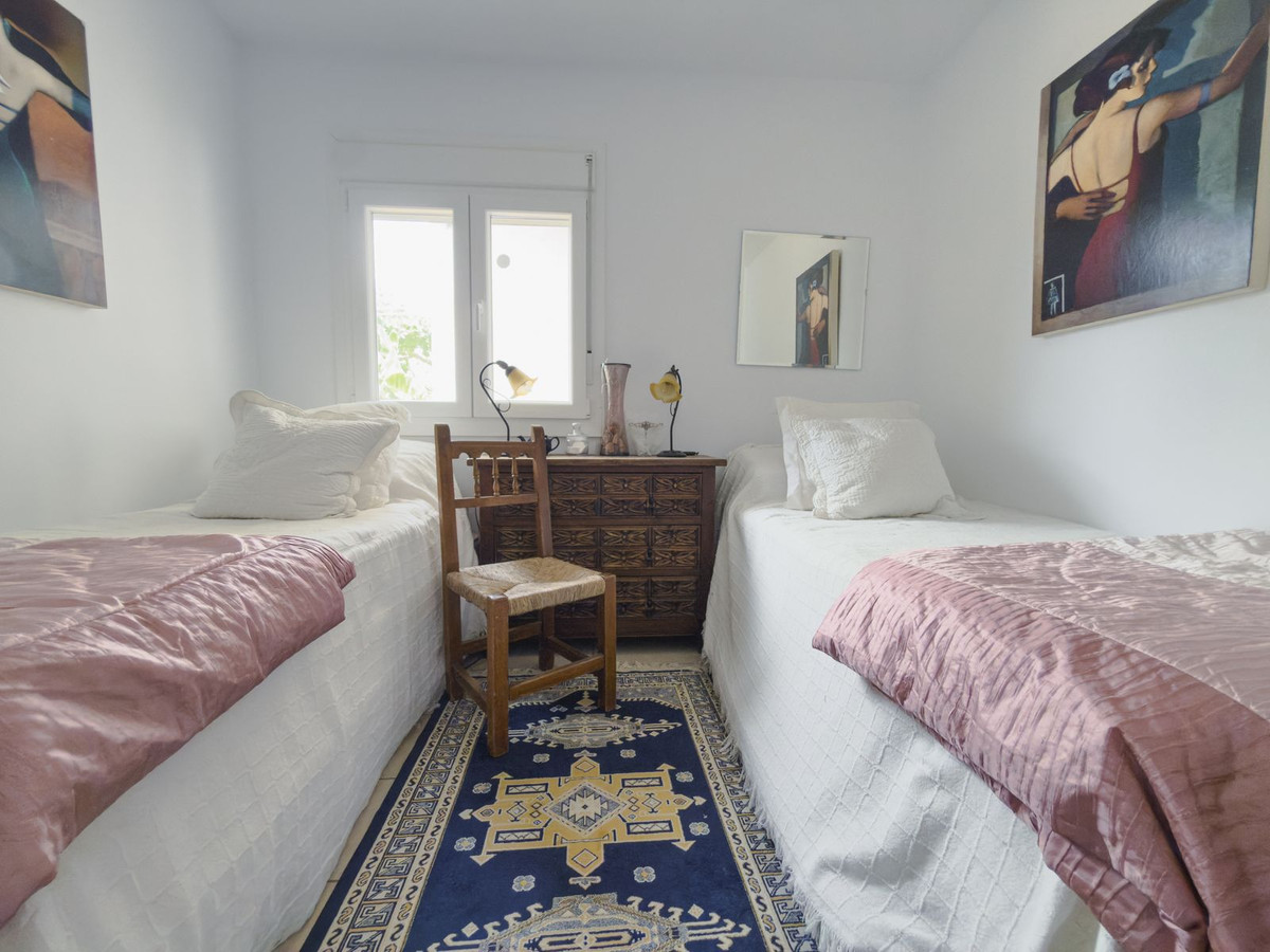 Appartement te koop in Coín | 4 slaapkamers H5430550