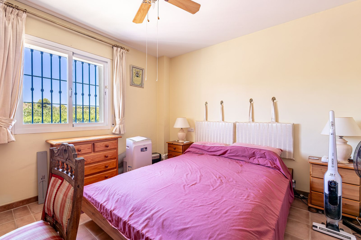 Appartement te koop in Coín | 4 slaapkamers H5459248