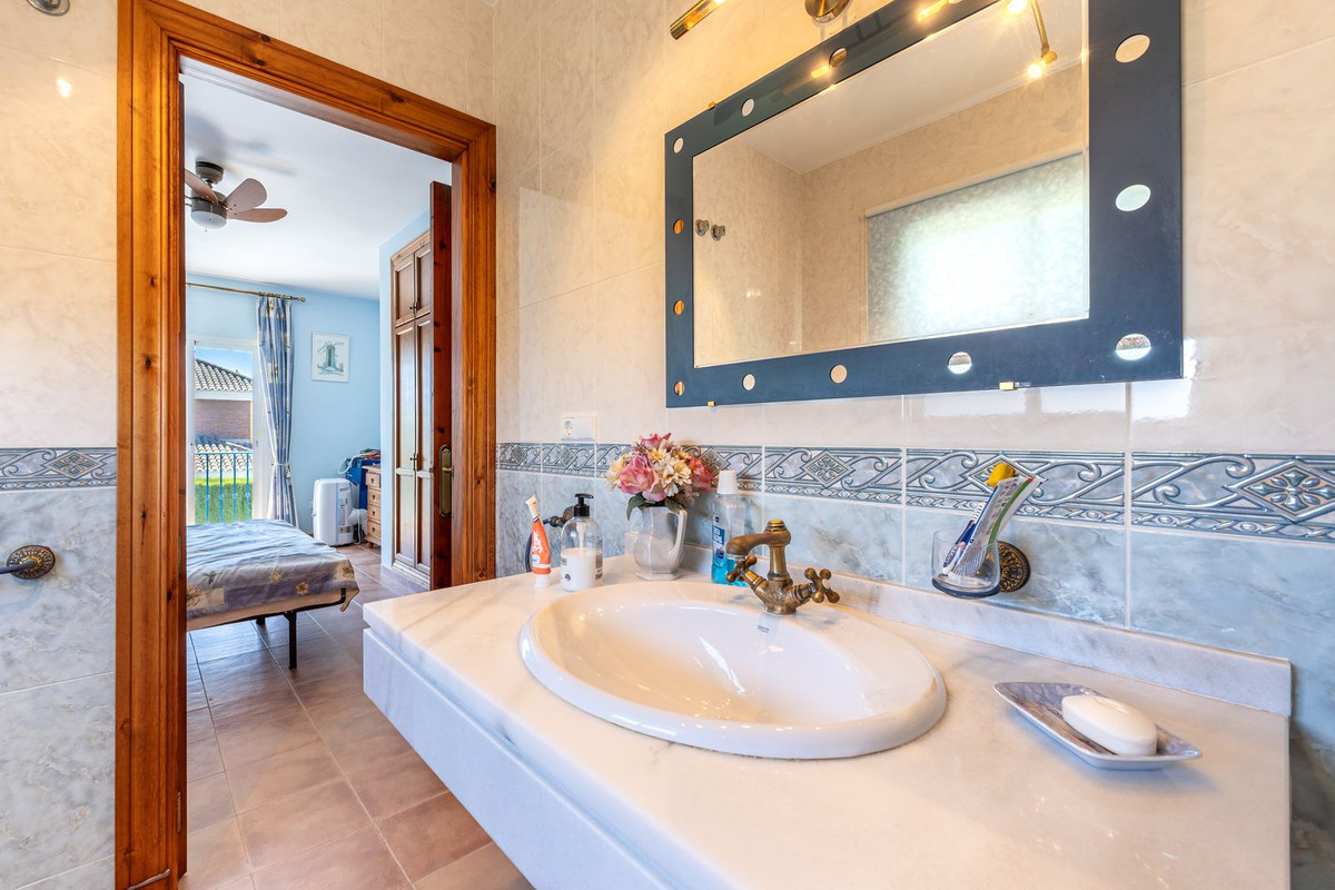 Appartement te koop in Coín | 4 slaapkamers H5459248