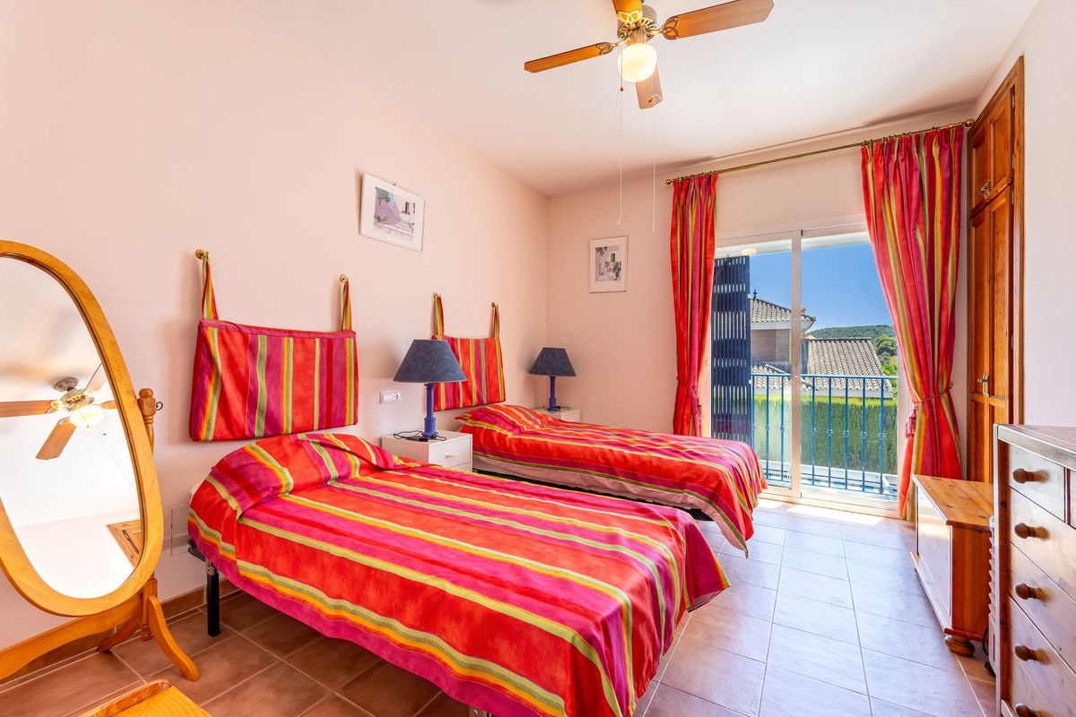 Appartement te koop in Coín | 4 slaapkamers H5459248