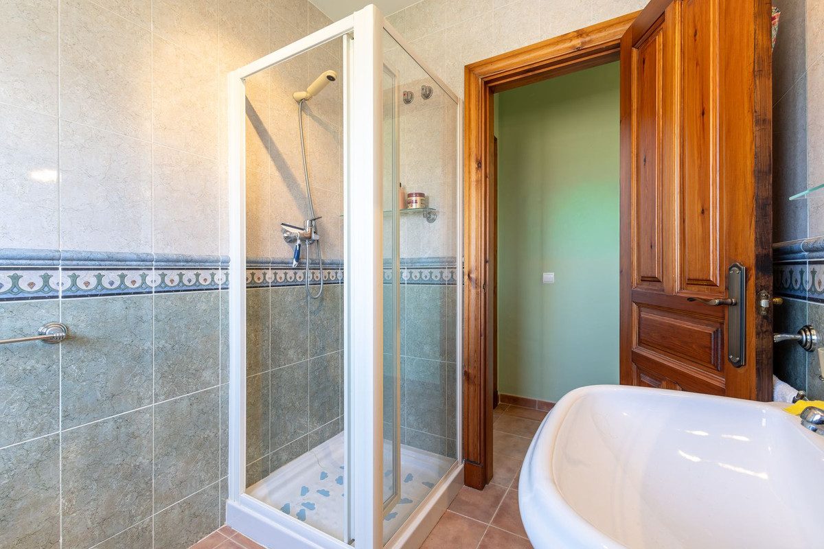Appartement te koop in Coín | 4 slaapkamers H5459248