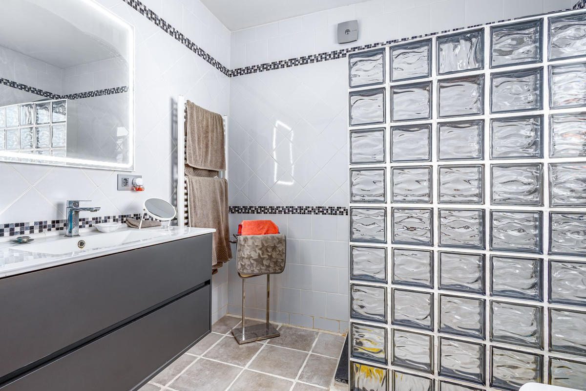 Appartement te koop in Coín | 4 slaapkamers H5459248