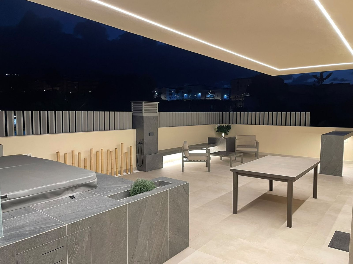 Penthouse te koop in Coín | 3 slaapkamers H5499211