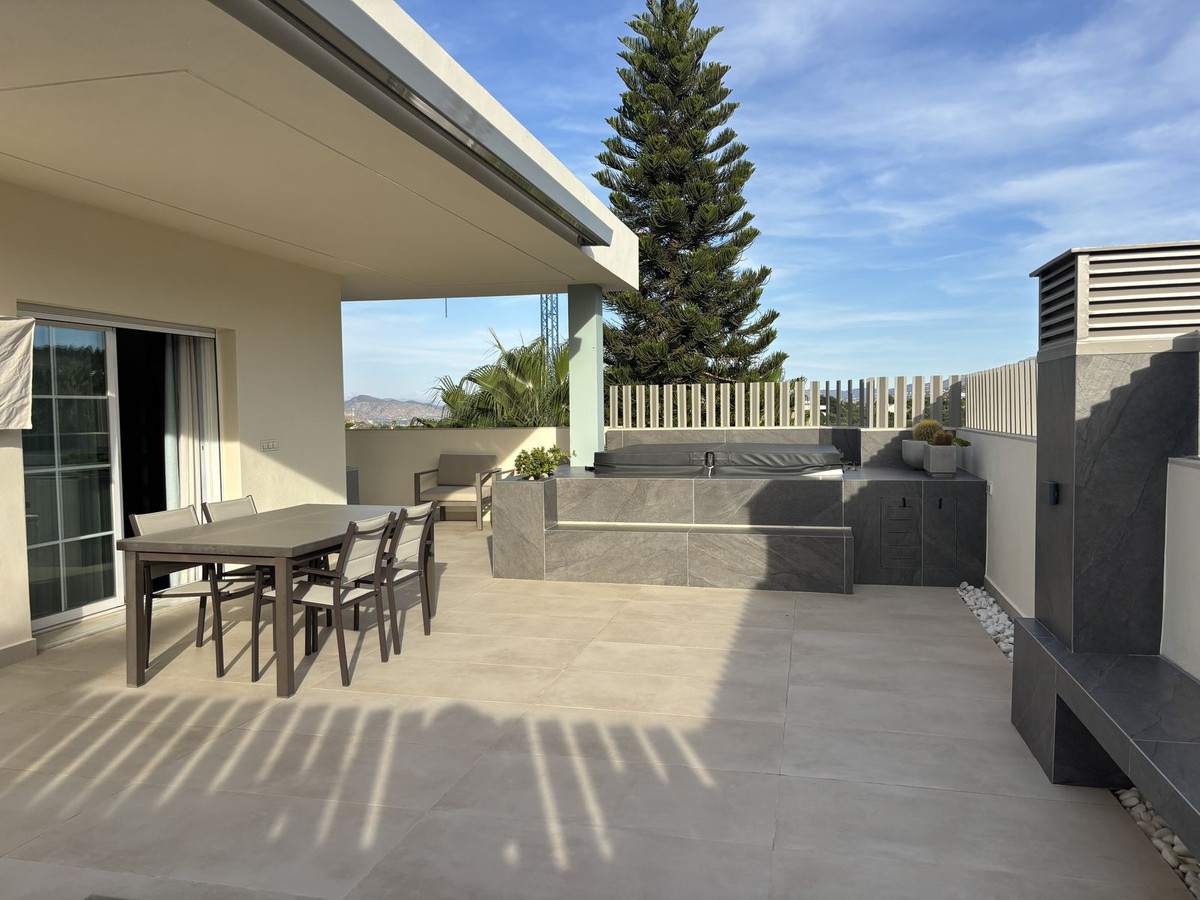 Penthouse te koop in Coín | 3 slaapkamers H5499211