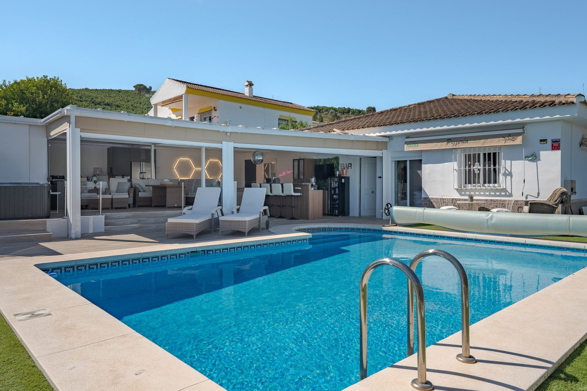 Vrijstaande Villa te koop in Coín | 3 slaapkamers H5520049