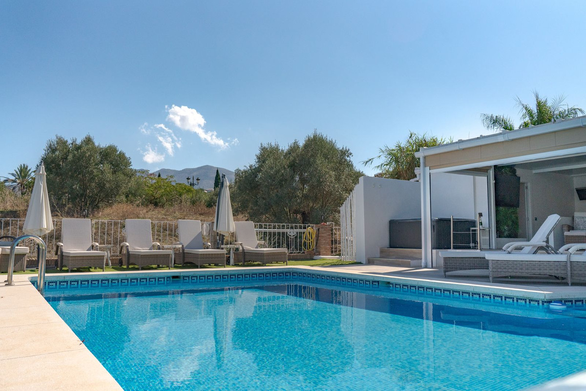 Vrijstaande Villa te koop in Coín | 3 slaapkamers H5520049