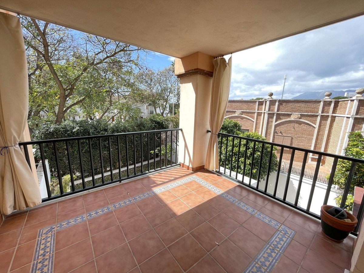 Tussenverdieping Appartement in Costabella-12