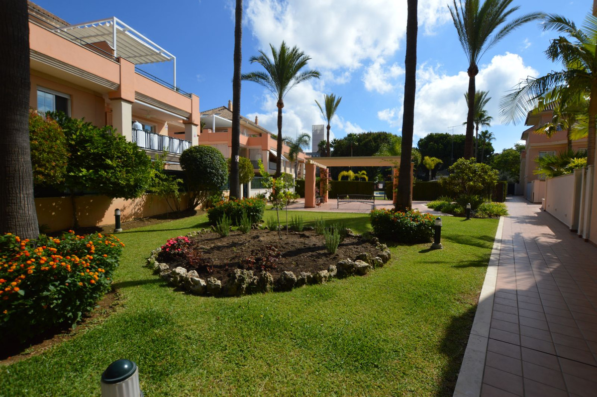 Tussenverdieping Appartement in Costabella-31