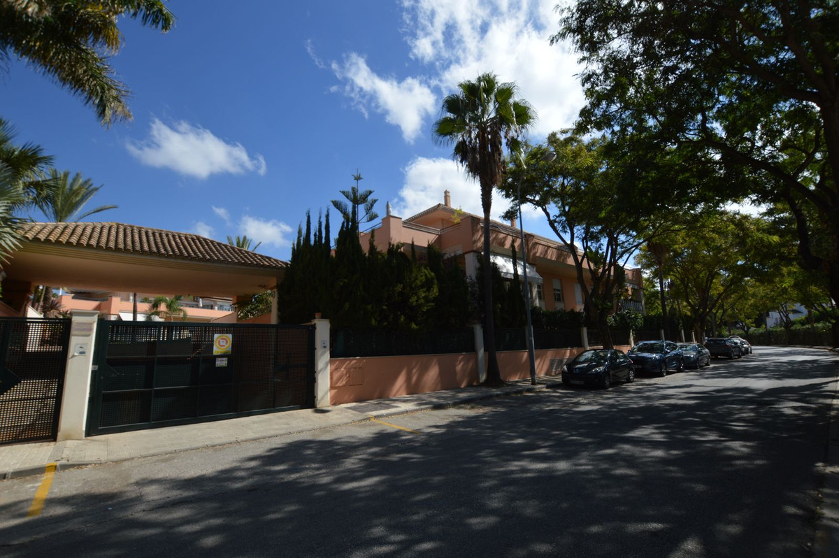 Tussenverdieping Appartement in Costabella-32