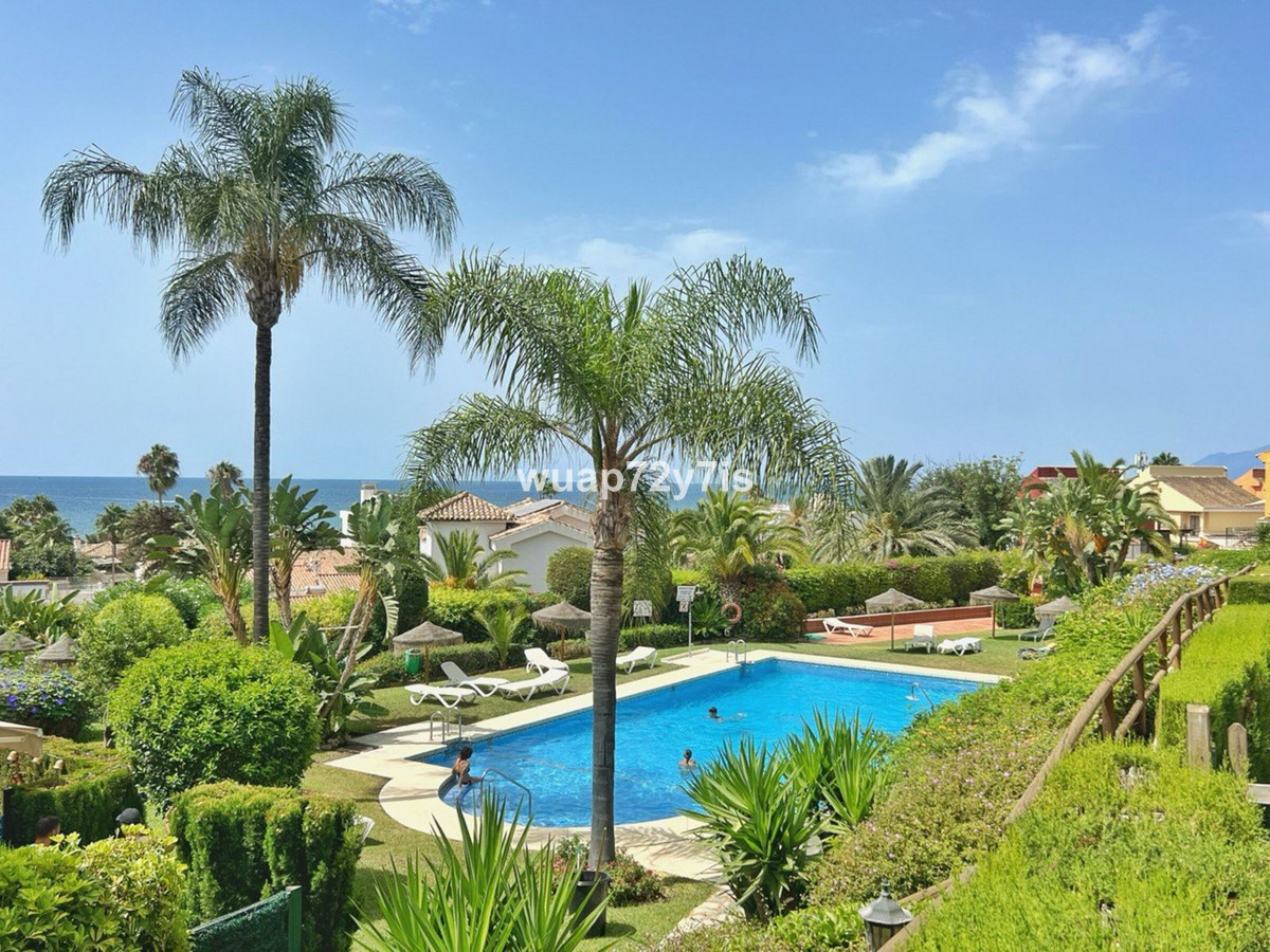 Huis te koop in Costabella | 5 slaapkamers H5139940