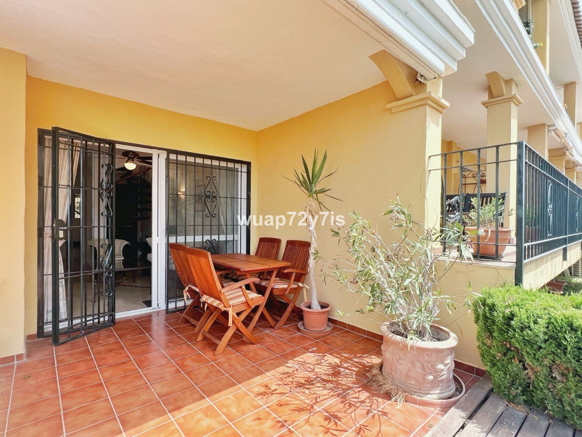 Huis te koop in Costabella | 5 slaapkamers H5139940