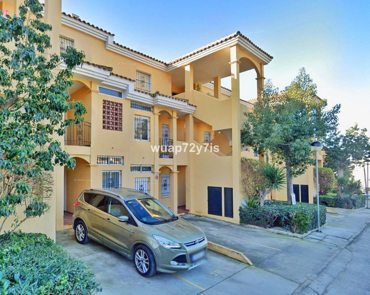 Huis te koop in Costabella | 5 slaapkamers H5139940