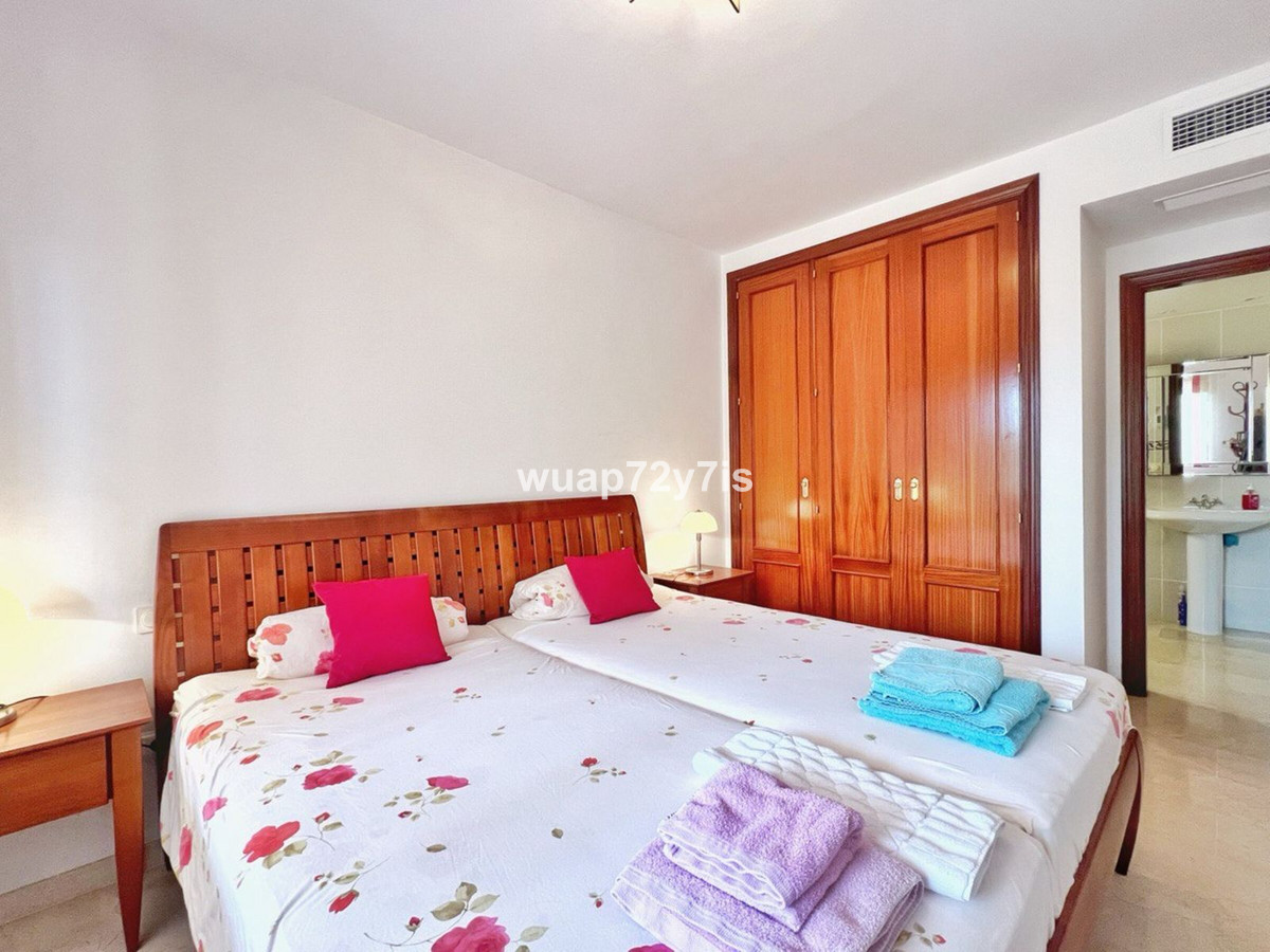 Huis te koop in Costabella | 5 slaapkamers H5139940