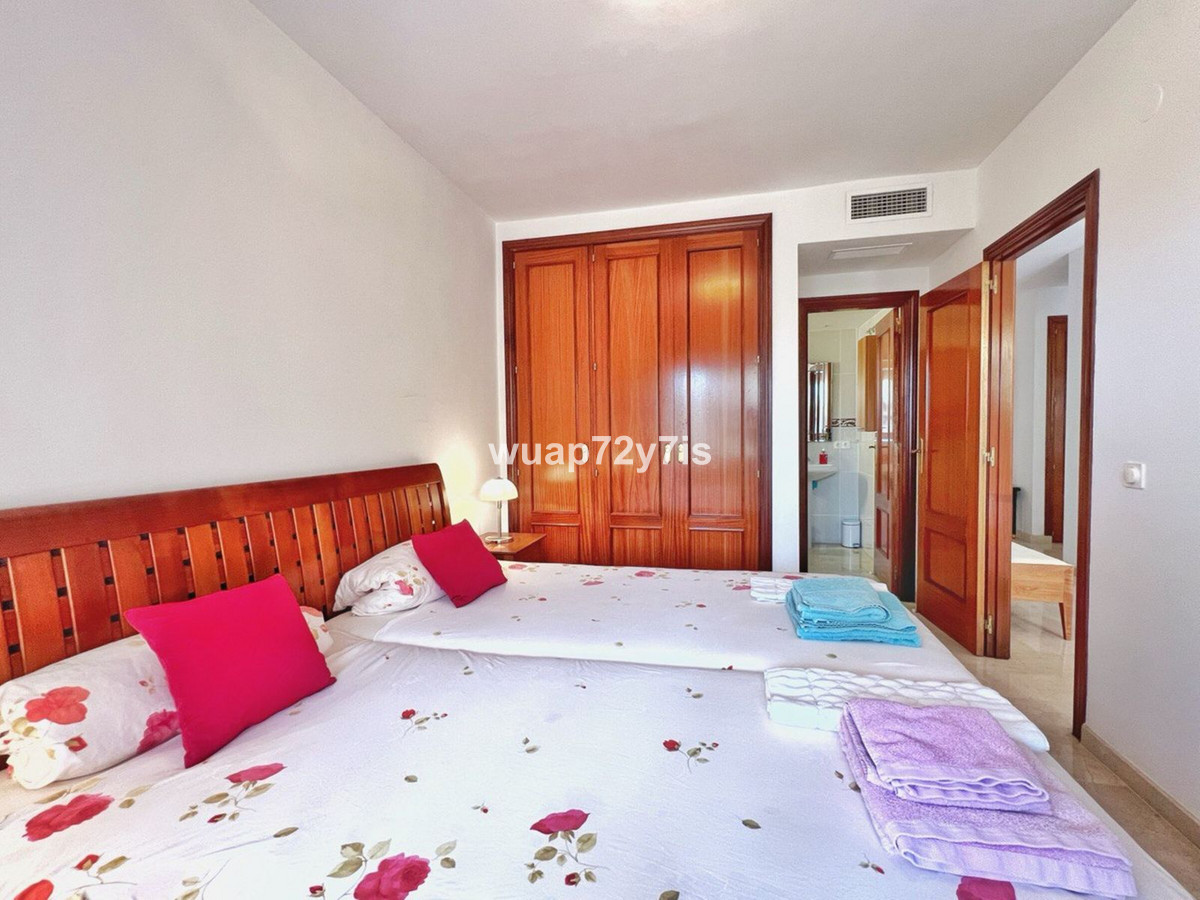 Huis te koop in Costabella | 5 slaapkamers H5139940